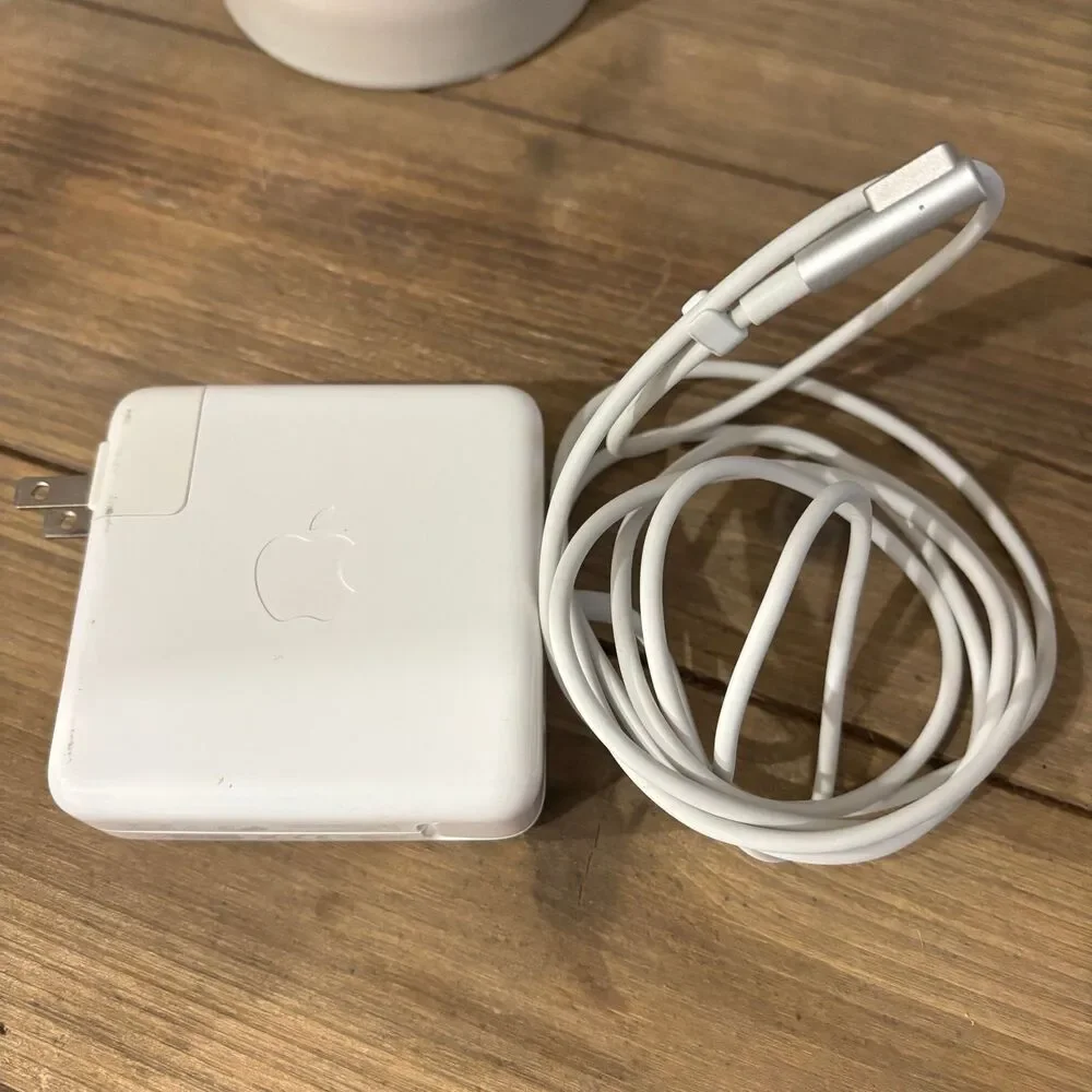 Apple 85W MagSafe AC Adapter Power Cord A1343
